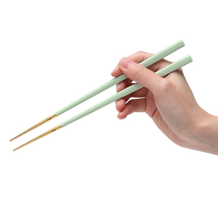 クチポール（Cutipol） クーベ/KUBE セラドンマットゴールド 箸 + 箸置きセット