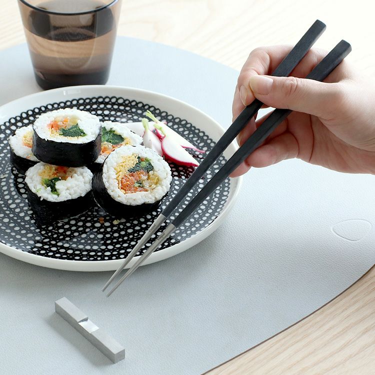 クチポール（Cutipol） KUBE/クーベ 箸 + 箸置き 2膳セット ギフトボックス入り