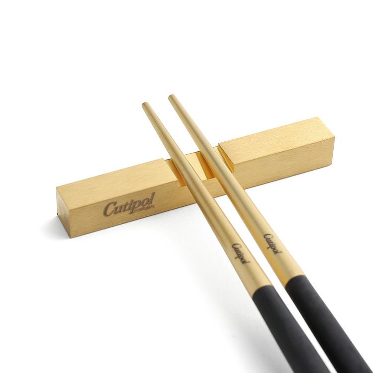 クチポール（Cutipol） KUBE/クーベ マットゴールド 箸 + 箸置き 2膳セット ギフトボックス入り