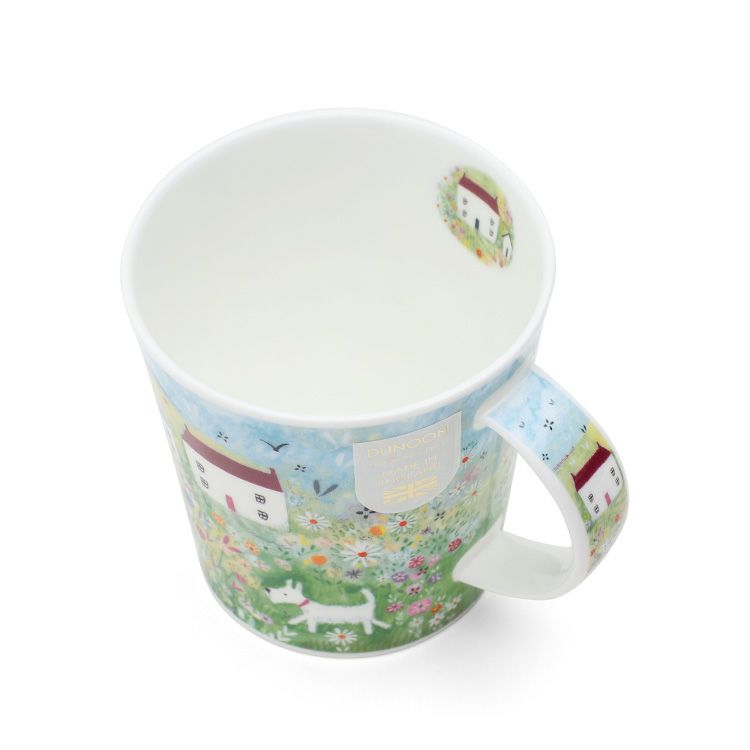 ダヌーン（Dunoon） マグカップ LOMOND コテージを散歩する犬