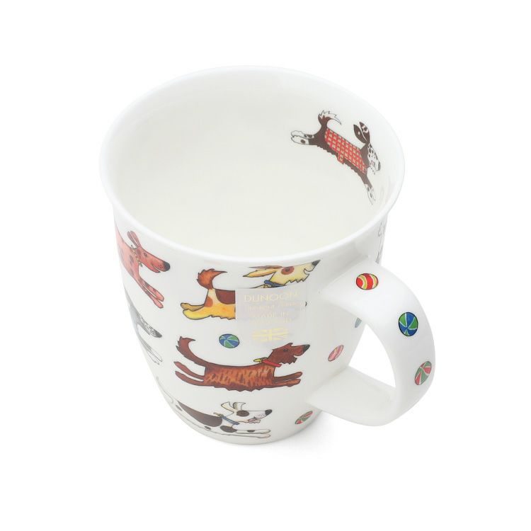 ダヌーン（Dunoon） マグカップ NEVIS 走るんだワン