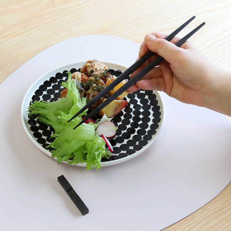 クチポール（Cutipol） ゴア/GOA オールブラック 箸 + 箸置きセット